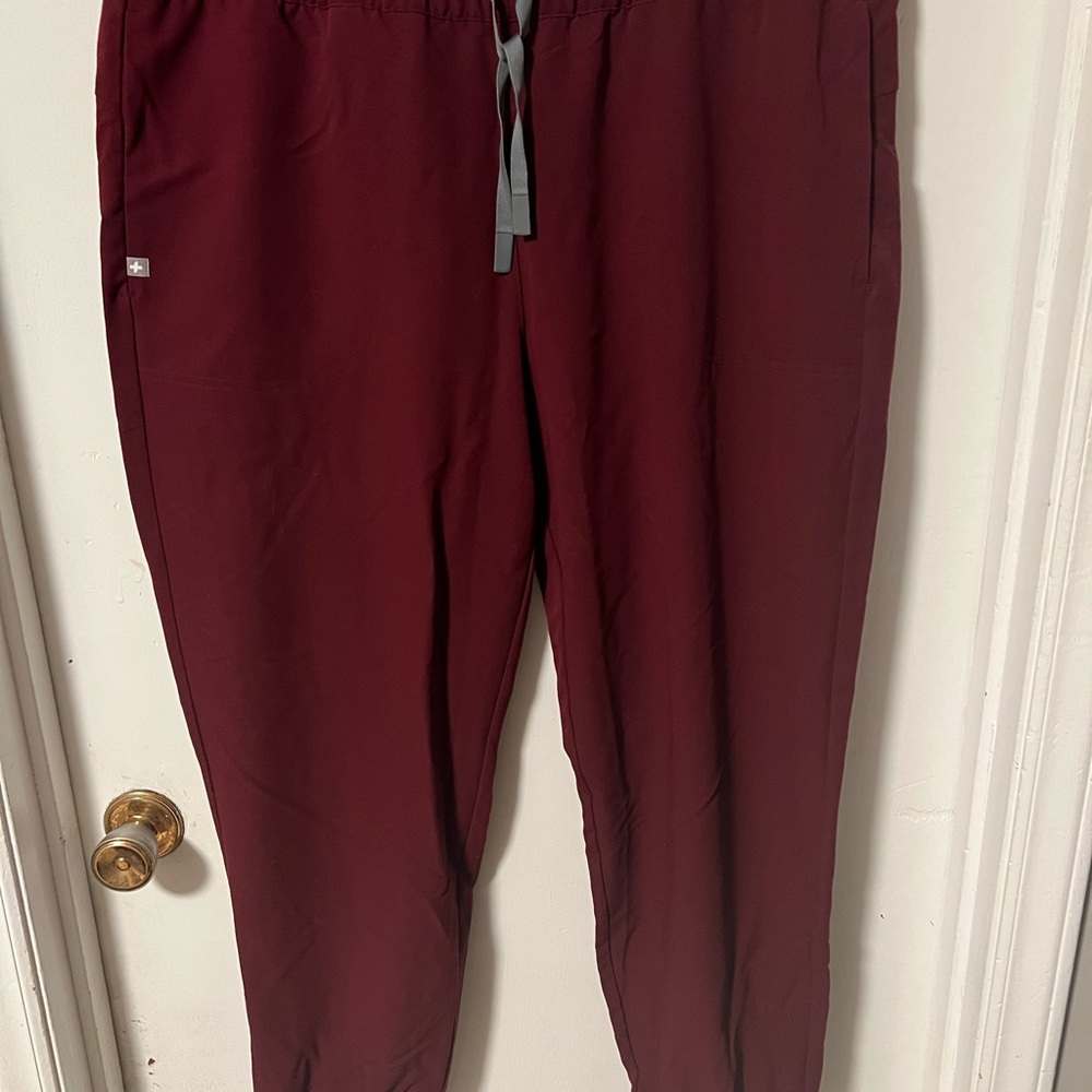 FIGS Burgundy Jogger scrub Pants